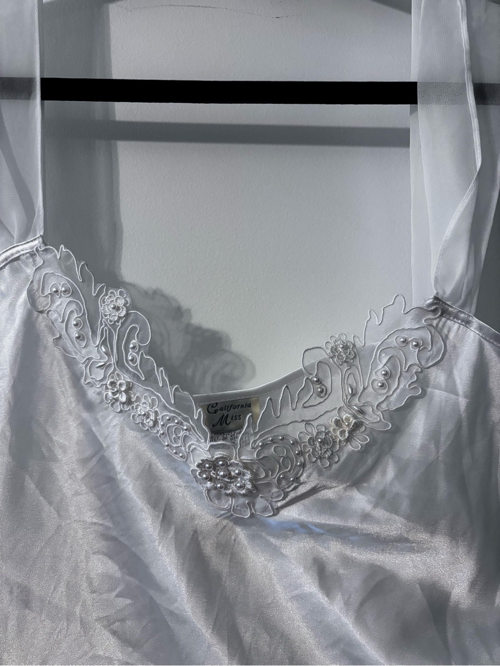Satin Robe with Gown set with Pearl-Embroidered Floral Trim - Picture 11 of 14